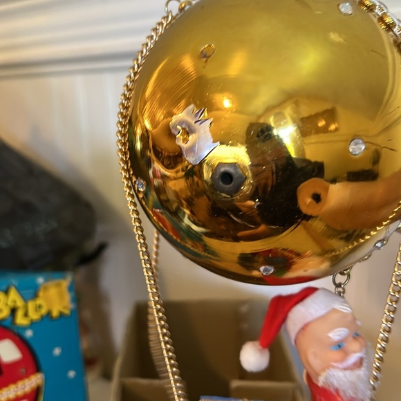 Vintage MCM Japan musical hot air balloon Christmas Santa